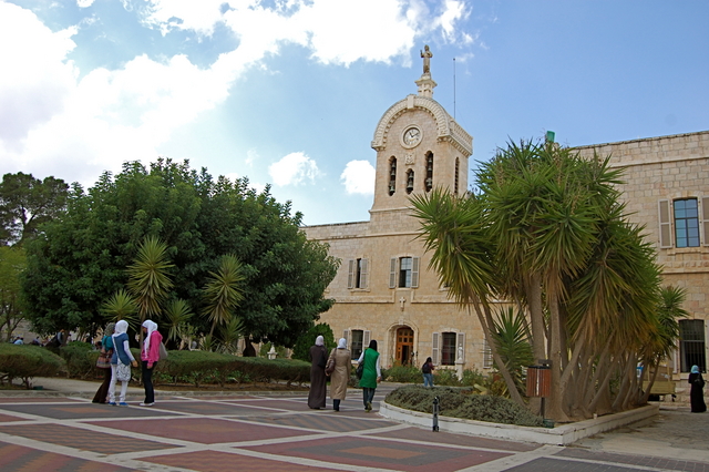 Bethlehem University Campus.jpg