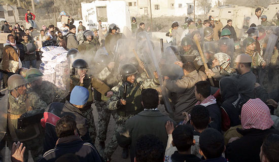 egyptian riot police 2.bmp