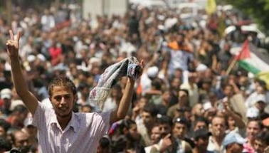 Hamas detains journalists.jpg